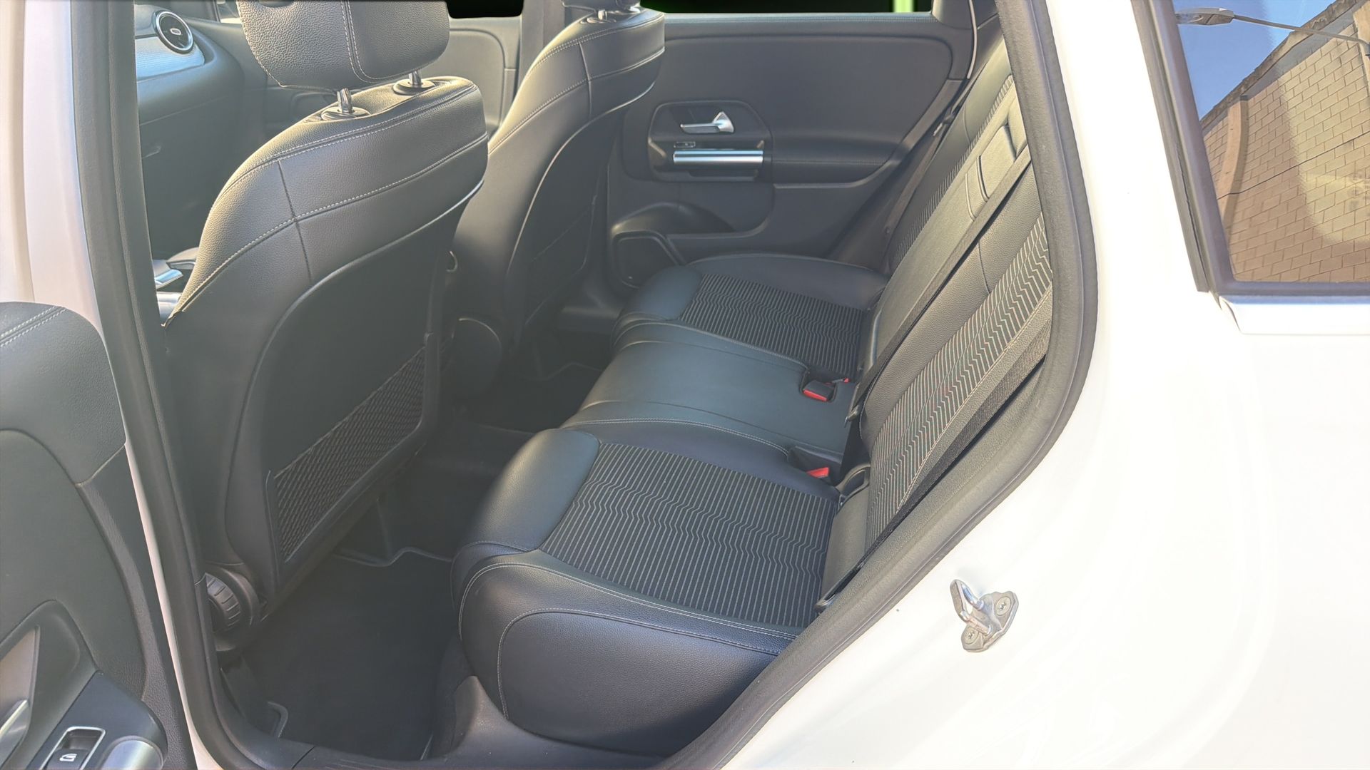 195389284-17